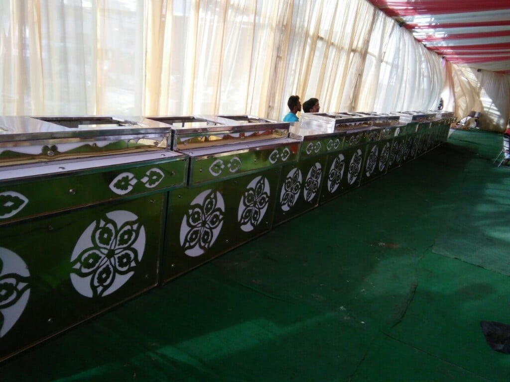 HUNGRY HERBS Caterers