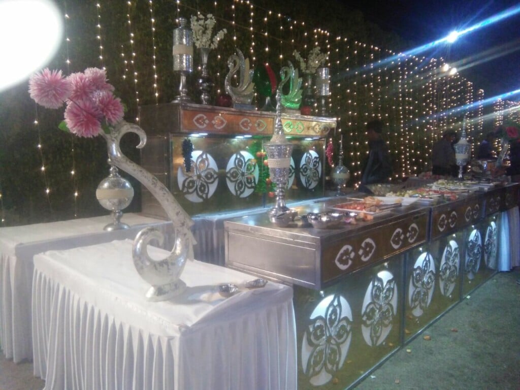 HUNGRY HERBS Caterers - 4