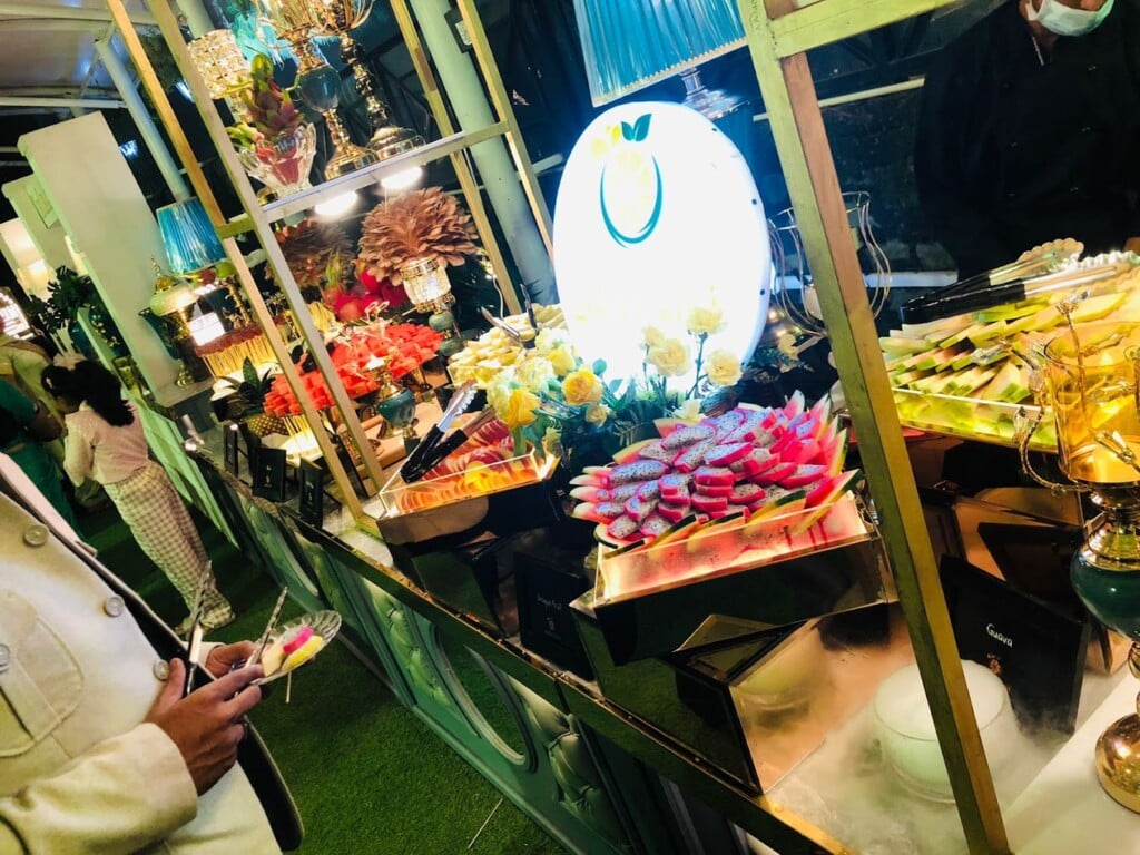 Golden kiwi | Fruit Caterer in Chandigarh