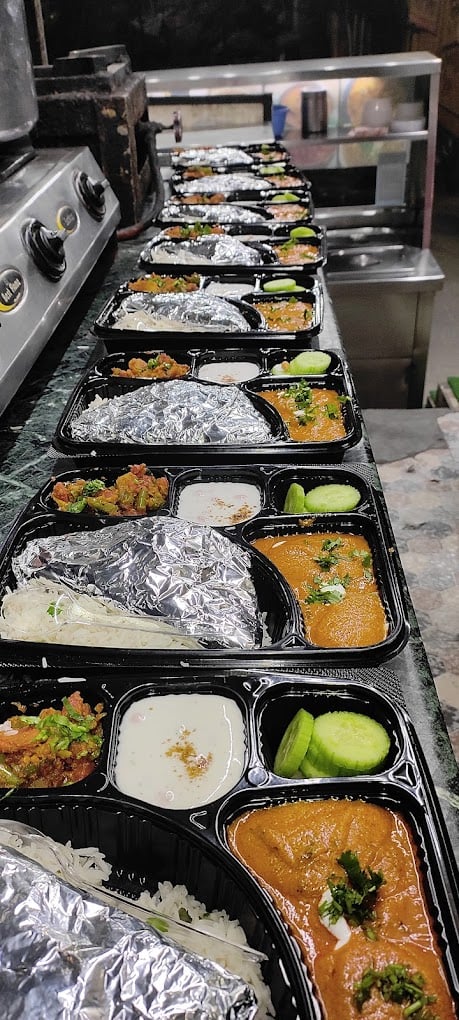 Makkar's Punjabi Rasoi and Catering Services - 4