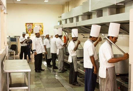 Jalaram Foods - Industrial Catering Service & House Keeping Service Vadodara - 2