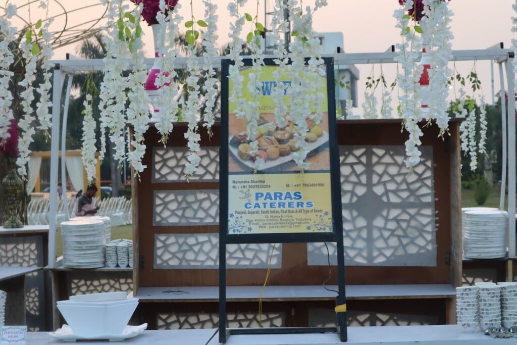 Paras Caterers - 5