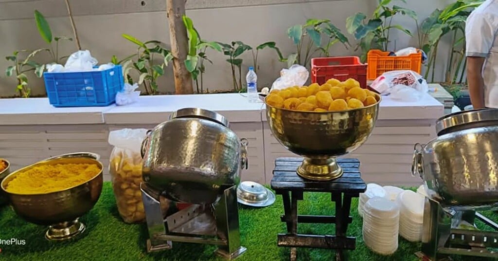 Saptashrungi caterers by Kulkarni bandhu - 5