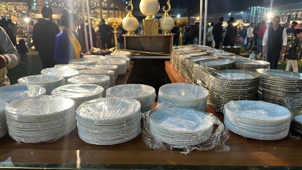 Aakash catering and supervision - 4