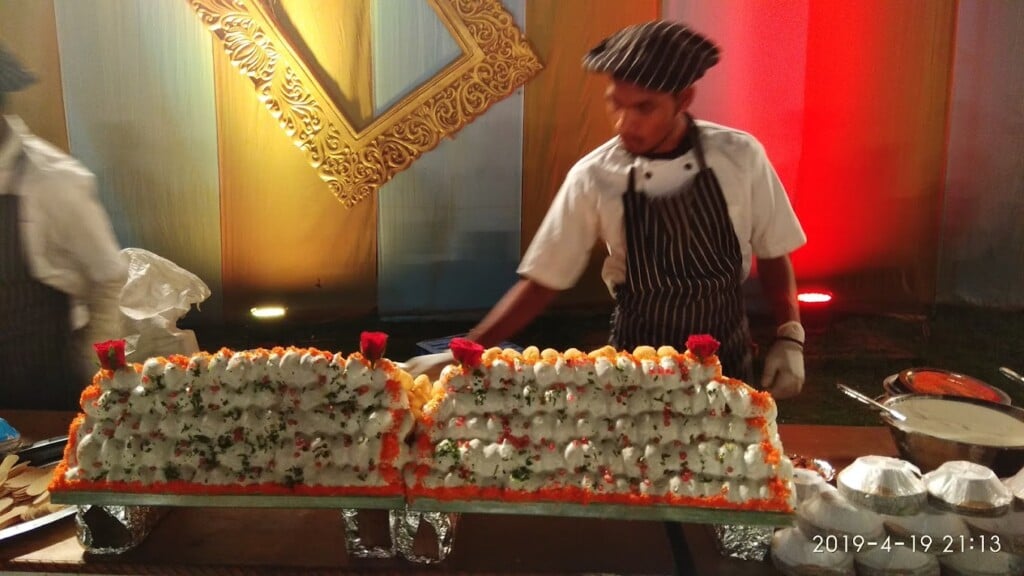 Unique Caterers & Decorators Jabalpur - 3