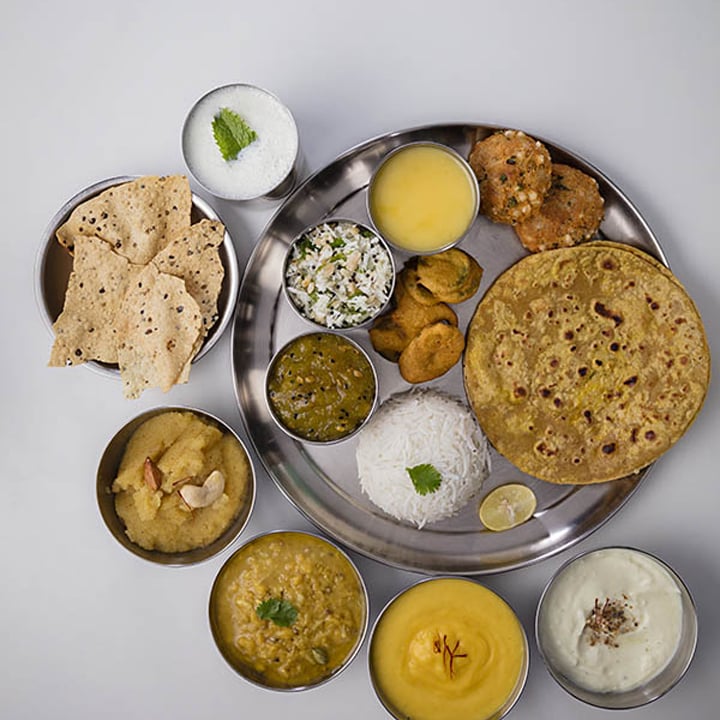 SATHYABAMA CATERING SERVICES - 4