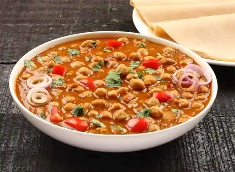 Thai Meenakshi Hotel & Catering - 3