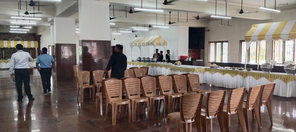 Vinayaka Caterers & KalyanaMandapam