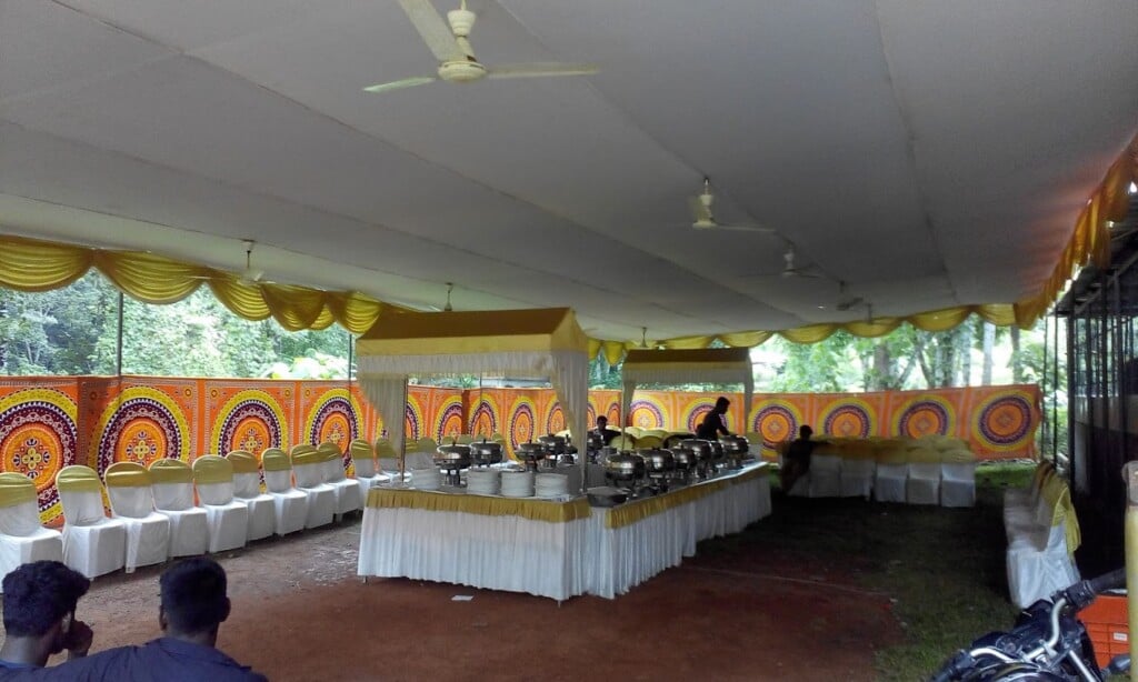 Aleena Catering Service | Othera Thiruvalla