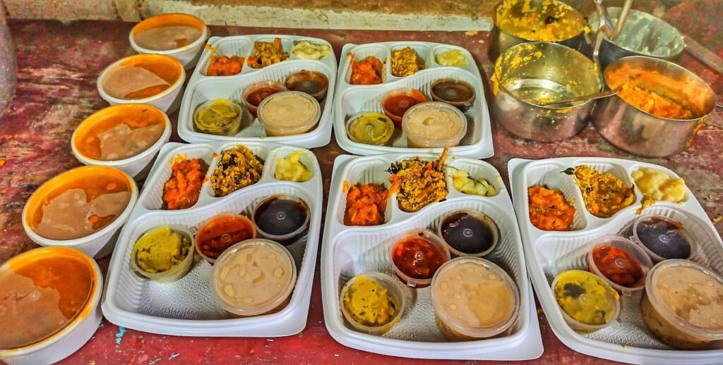 Suresh ambiswamis Catering