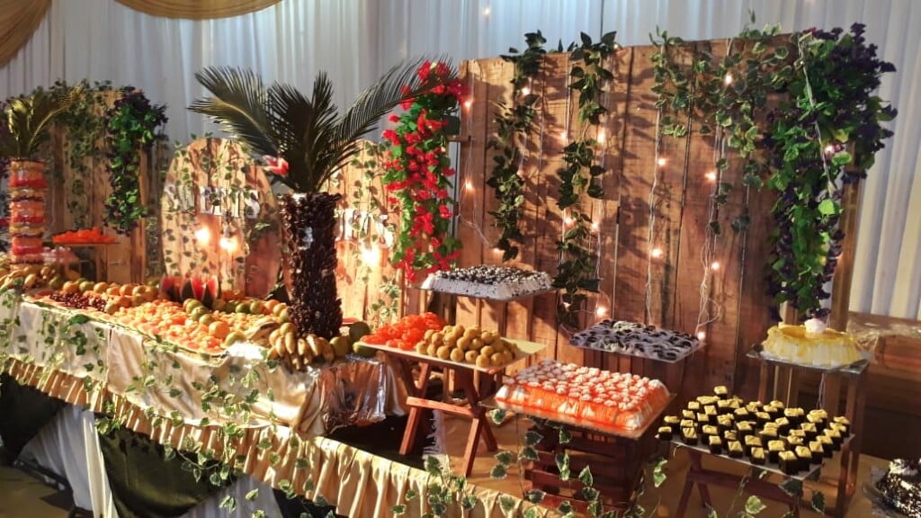 Diamonds fort caterers - 2