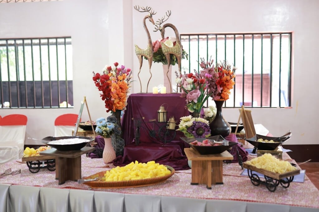 Edens Banquet Caterers - 2