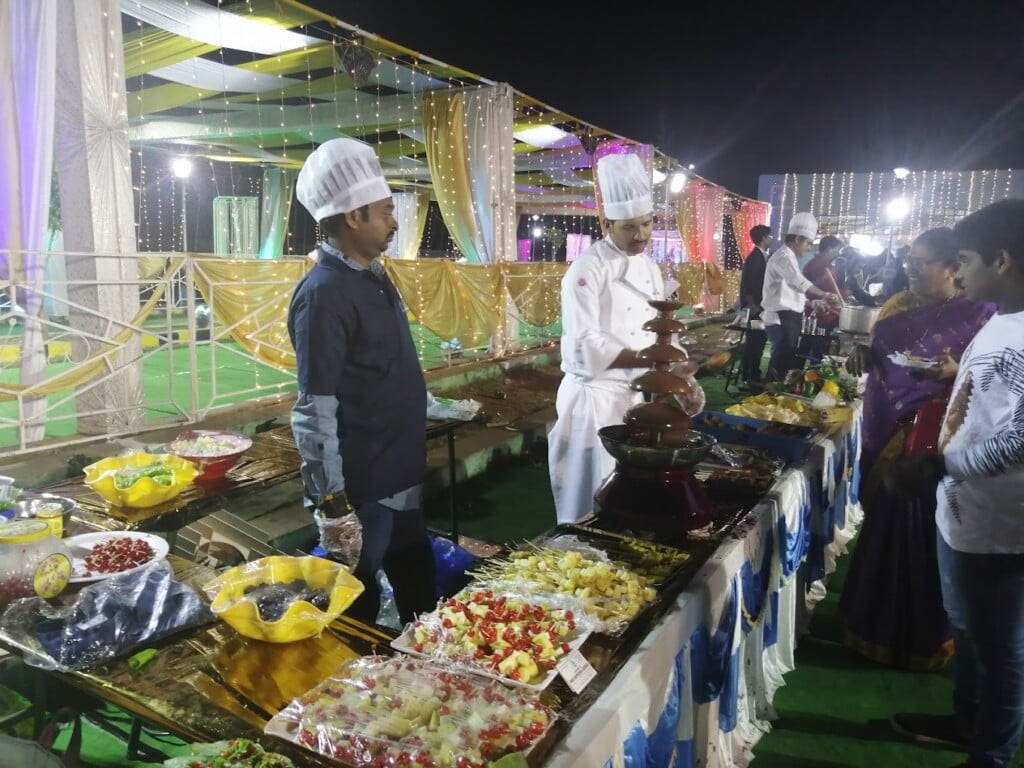 Indupalli vari Ravi Suppliers & Catering - 3