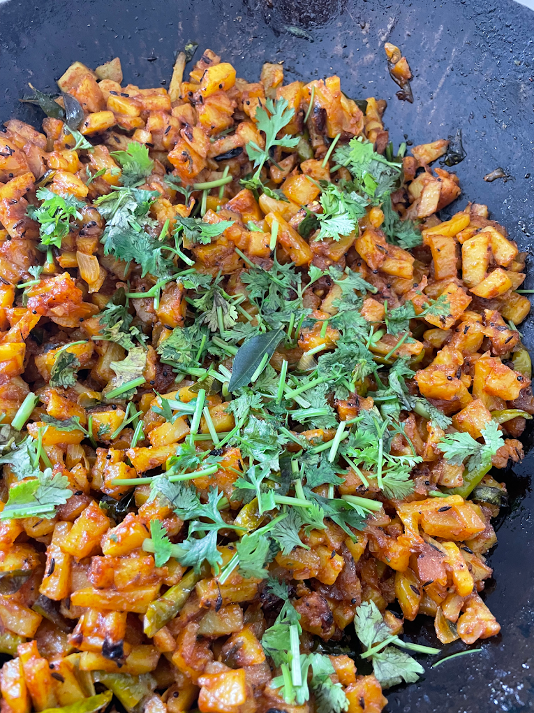 Food Delivery services - sahasrasdabbawala - 2