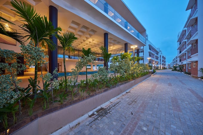 Prestige Courtyards - 2