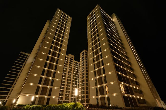 E Residences - Gate 1 - 2