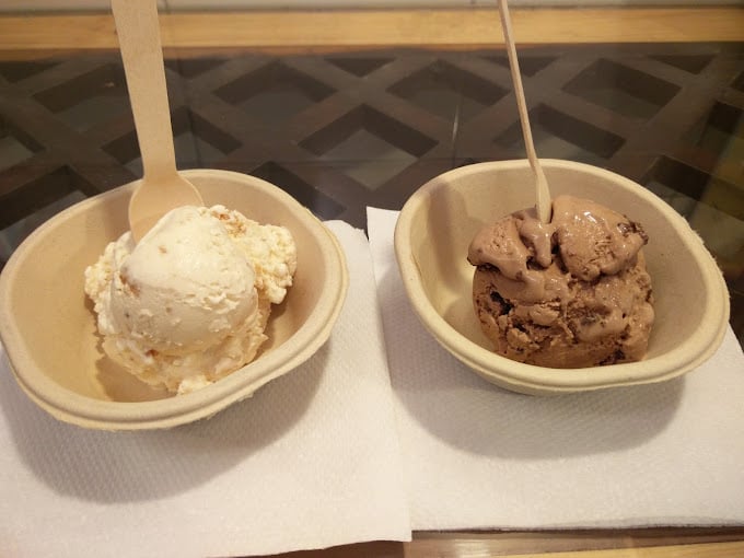 Shmoozie's Hand-Crafted Ice Creams - 2