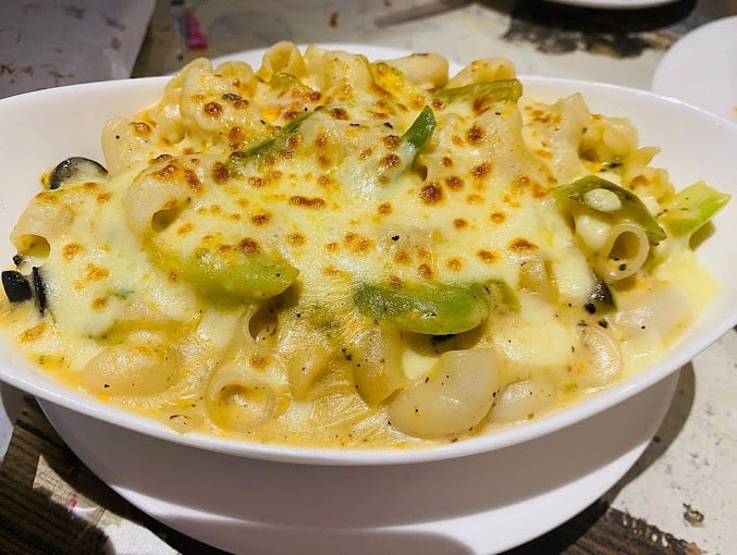 Writer's Cafe - Gopalapuram - 2