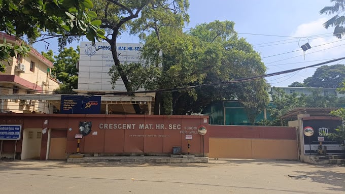 Crescent Matriculation Higher Secondary School For Girls - 2