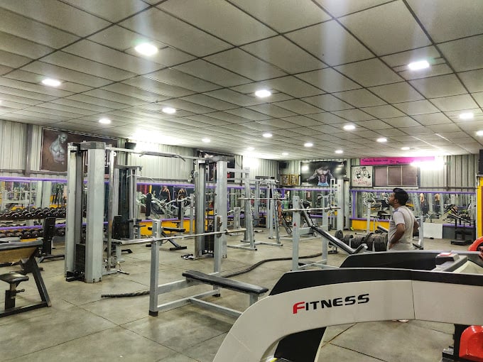 ADDICT GYM & FITNESS CLUB - 5