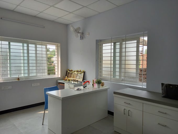 Ezhil Child health Vaccination & Skin Care clinic - 3