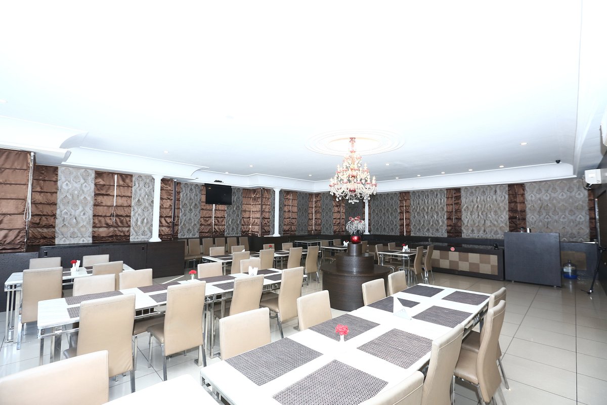 The Down Town Hotel - 3