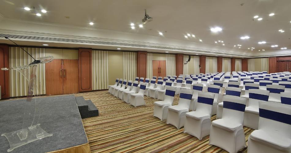 Sitara Luxury Hotel - 3