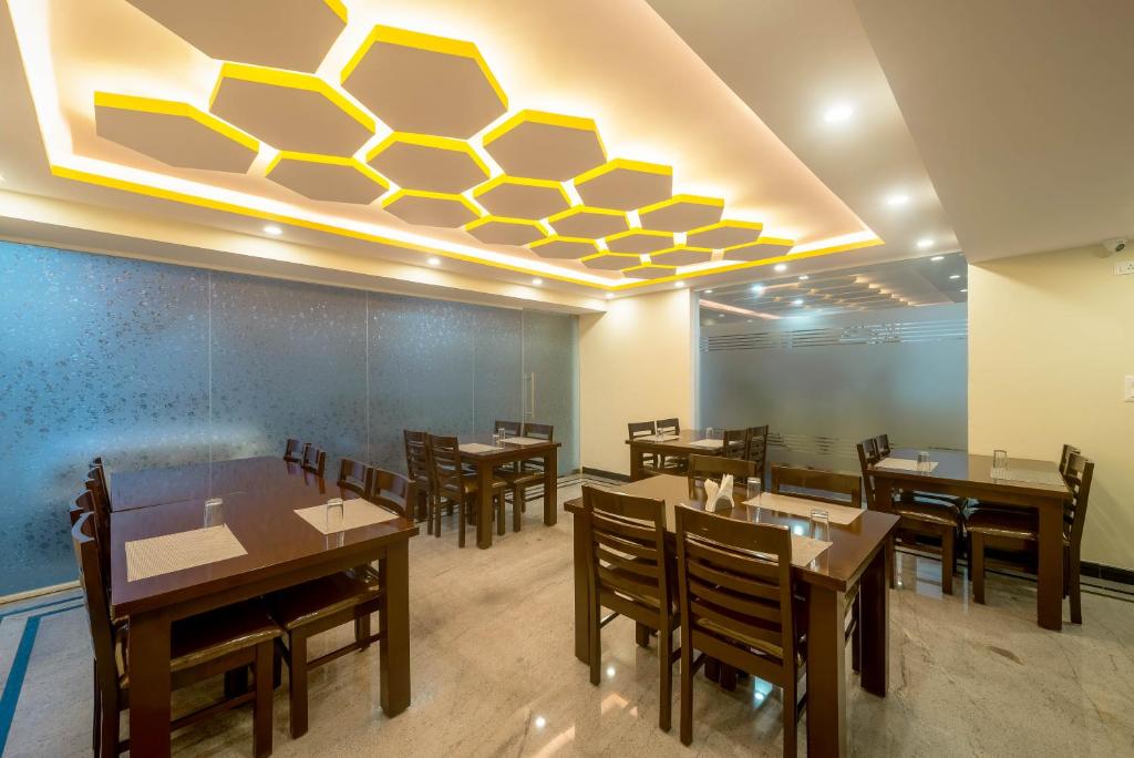 Zenith Hotels Hebbal Bangalore - 3