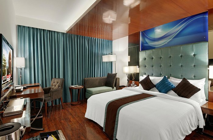 The Elanza Hotel - 4