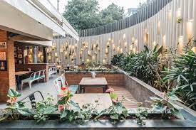 The Royale Senate, Race Course - 2