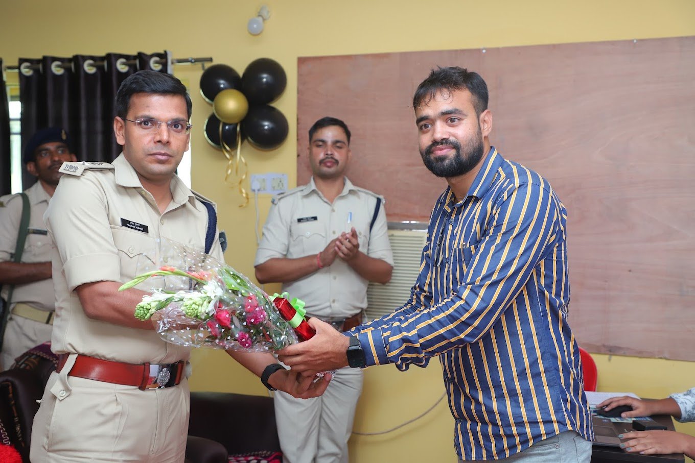 Brand Wave Studio - 2