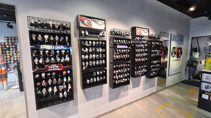 Fastrack Store - 4