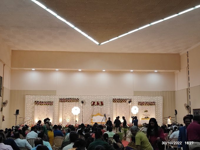 Vignesh Mahal Kalyana Mandapam