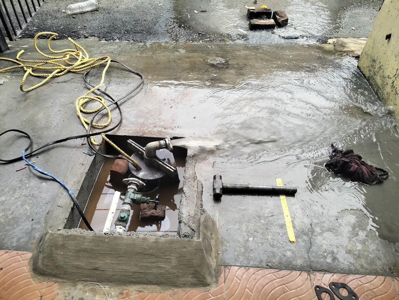 J L R ELECTRICALS AND HOMESERVICES - 3