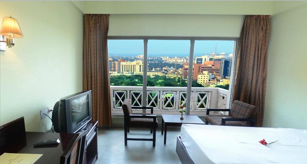 Royal Regency Lifotel by Crossway - 3