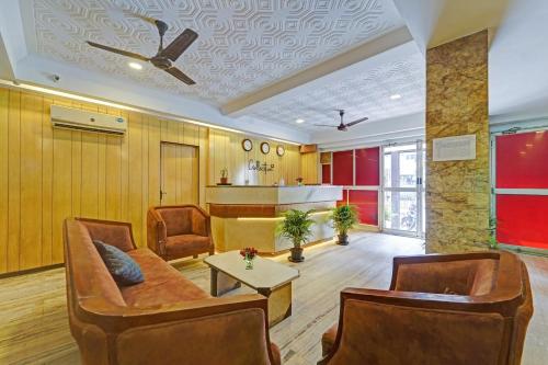 O G Silver Hotels Mount Road - 3