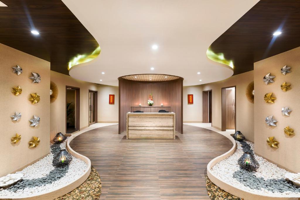 The Lotus Hotel Sameera - 2