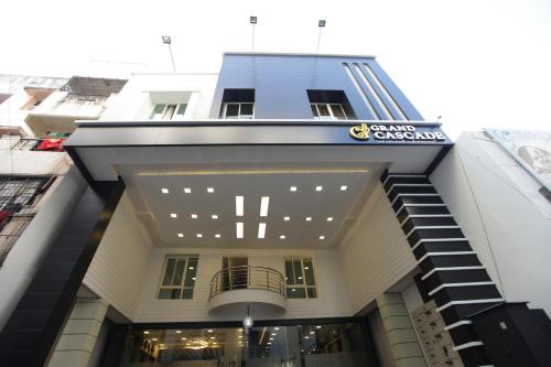 Grand Cascade Hotels