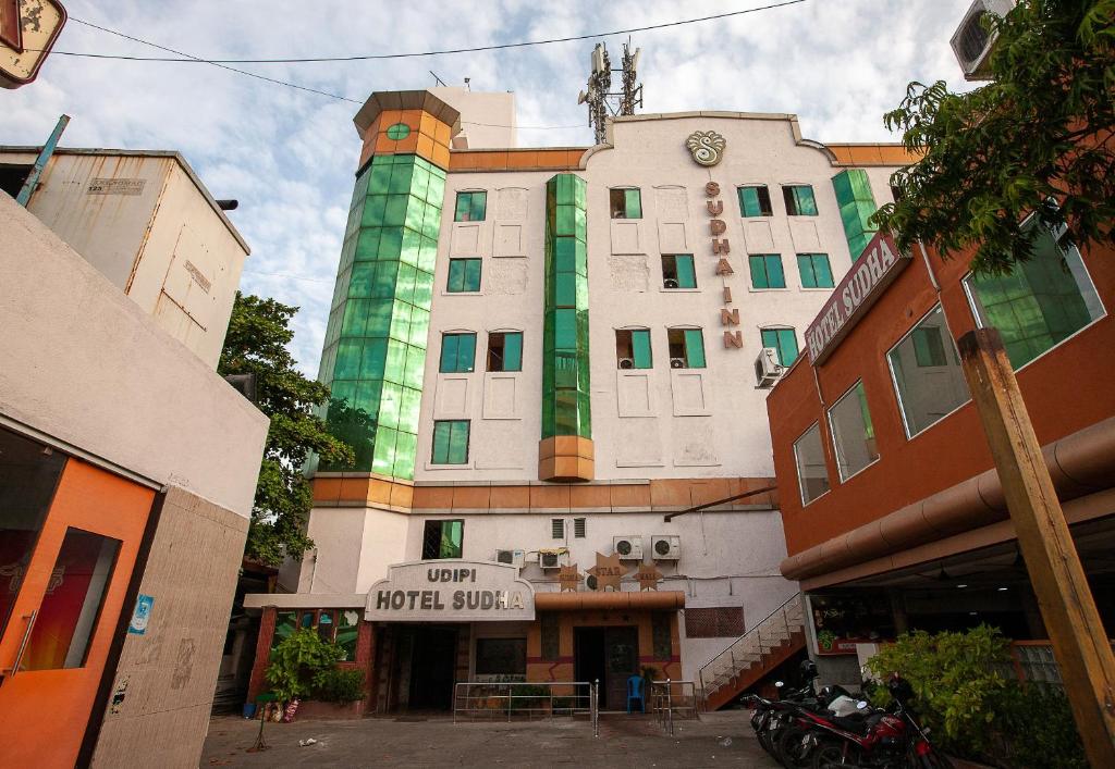 Collection O Hotel Sudha Inn