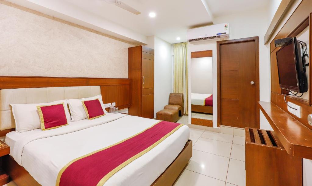 The mount city near us consulate - 4