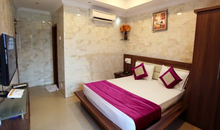 The Park Royal Hotel - 4