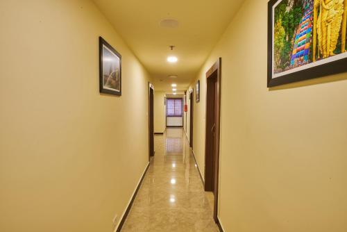 Hotel AKMG Towers - Chennai - 3
