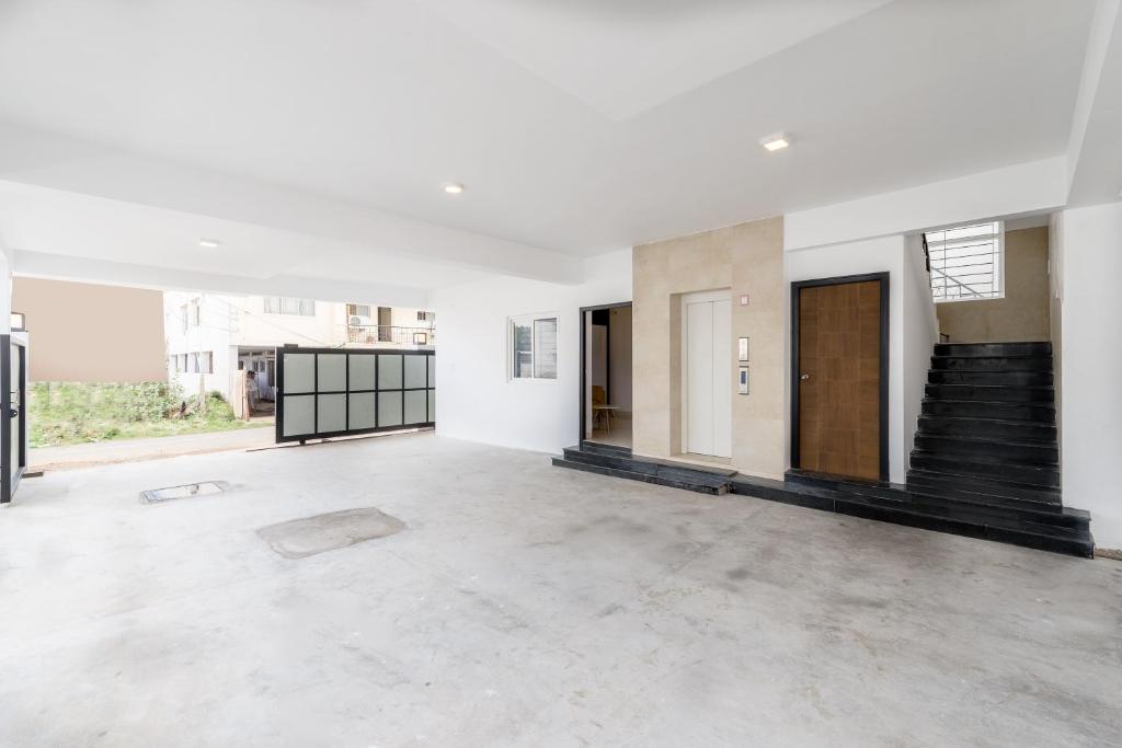 Itsy By Treebo - Corner stay - 2