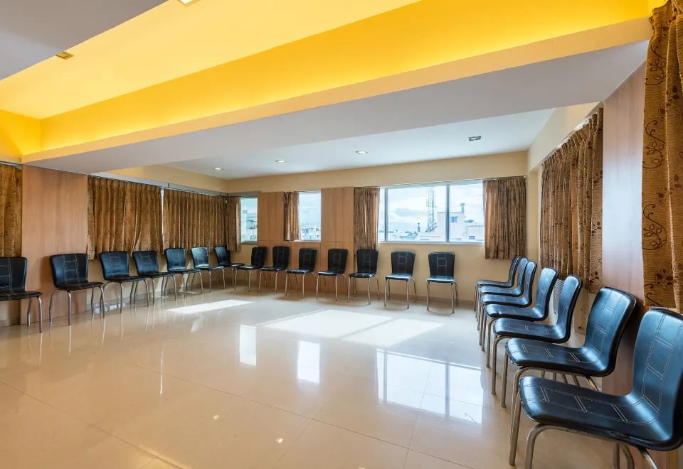 Hotel Ess Grande Coimbatore - 3