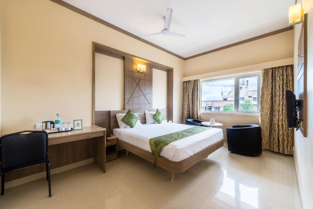 Hotel Ess Grande Coimbatore - 4