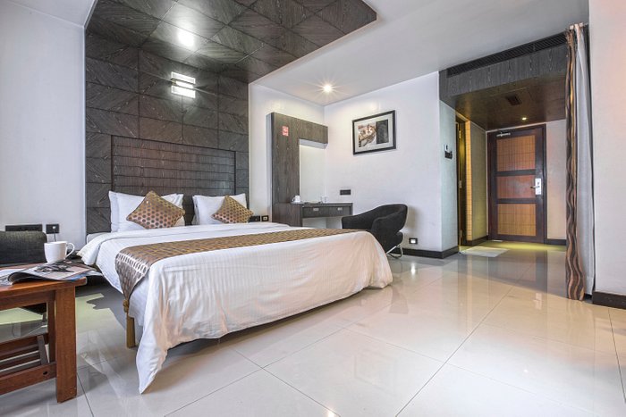 The Castello Residency Coimbatore - 4