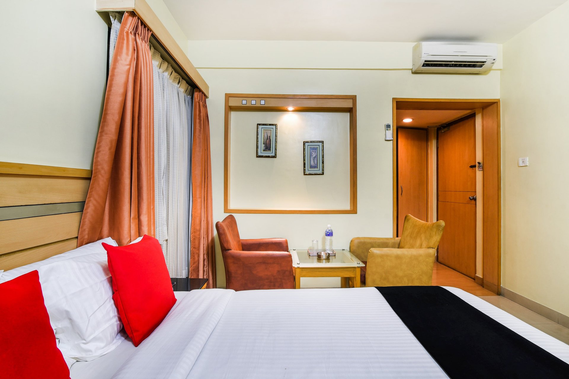 Super OYO Capital O Hotel Grand Plaza - 4