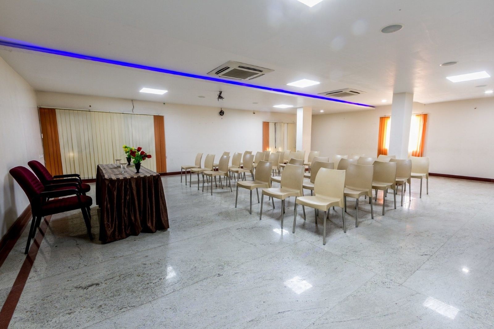 FabHotel Sam Residency - Hotel in Gandhipuram, Coimbatore - 3