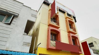 OYO Hotel Apple Grand