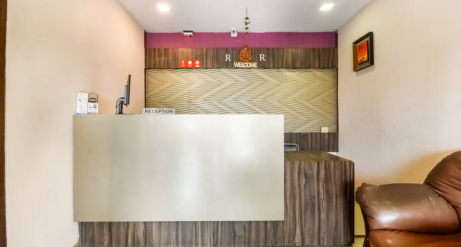 Capital O Hotel Rr Grand - 2